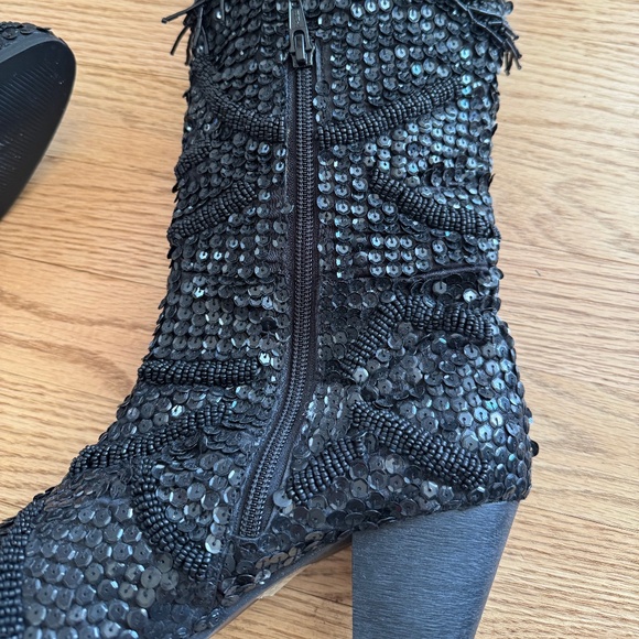 FREE PEOPLE DISCO PARTY Black Beads And Sequins Stacked Heel Boots - 9 US/39 EU - Picture 5 of 7